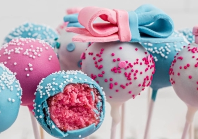 How to Plan a Gender Reveal Without Overspending blog image